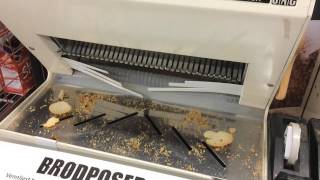 The Amazing Norwegian Bread Slicer