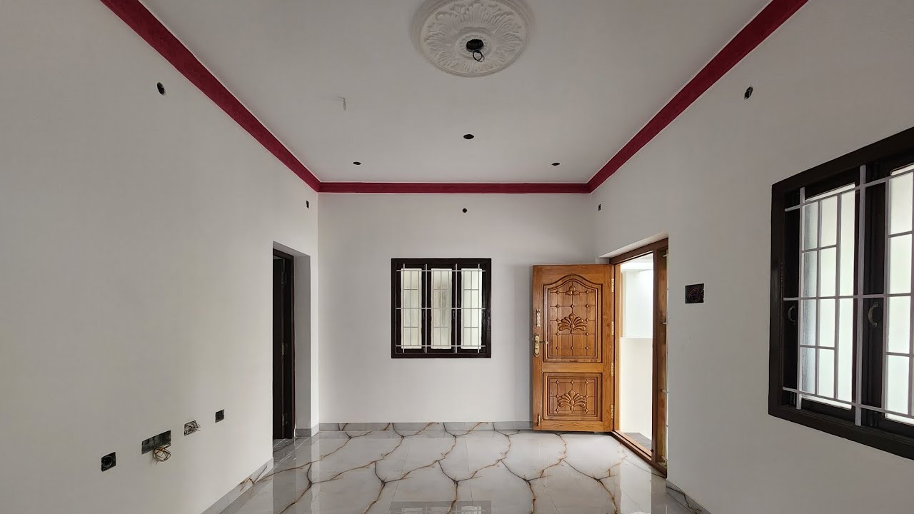 2.75சென்டில் கிழக்கு பார்த்துக் கட்டிய 2BHK PH 8667463872 House for