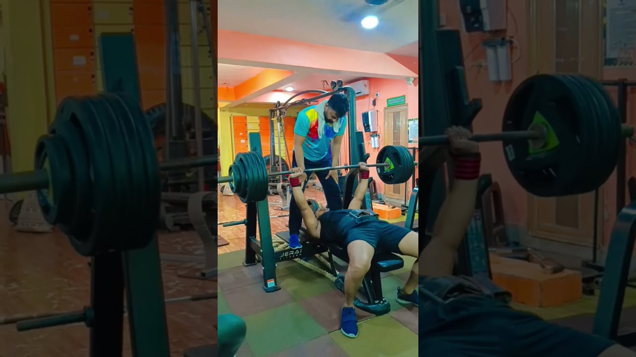 Flat Bench Press. Power Lifting.