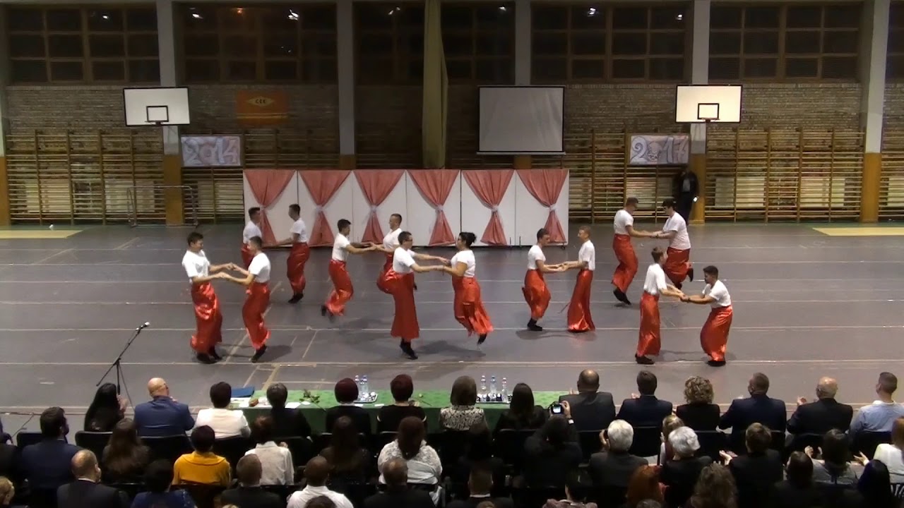 Szalagavató 2017   A 12 E osztály műsora