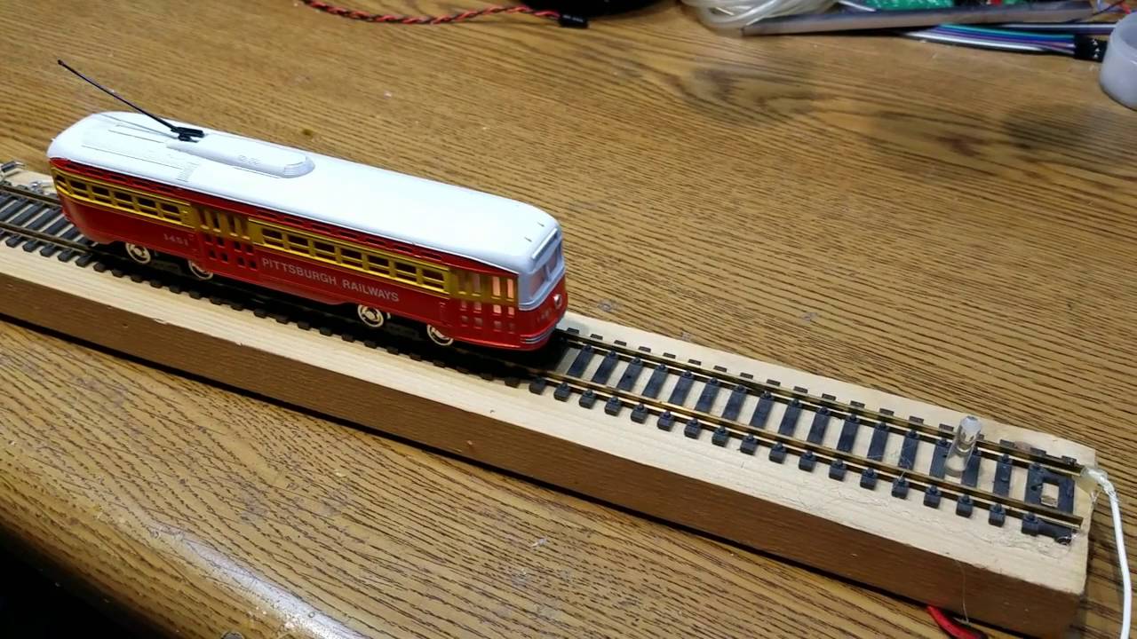 DCC++ Wireless Throttle with an HC-12 Radio Serial Link