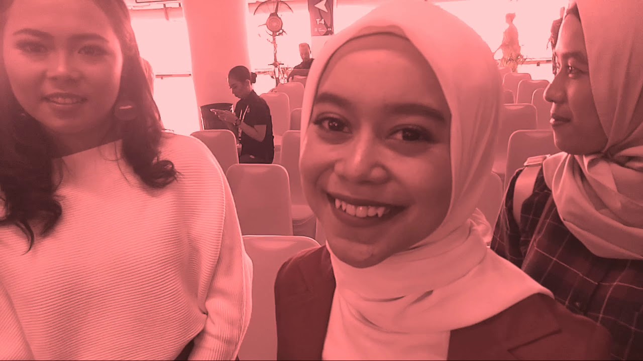 LESTY  SELFI  TySell....mo duet, Heboh dimana - mana, .tonton   Parodi Academy...KOCAK ABIESS