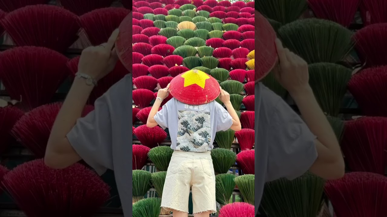 Яркая деревня благовоний 