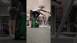 Dragon squat on box (2)