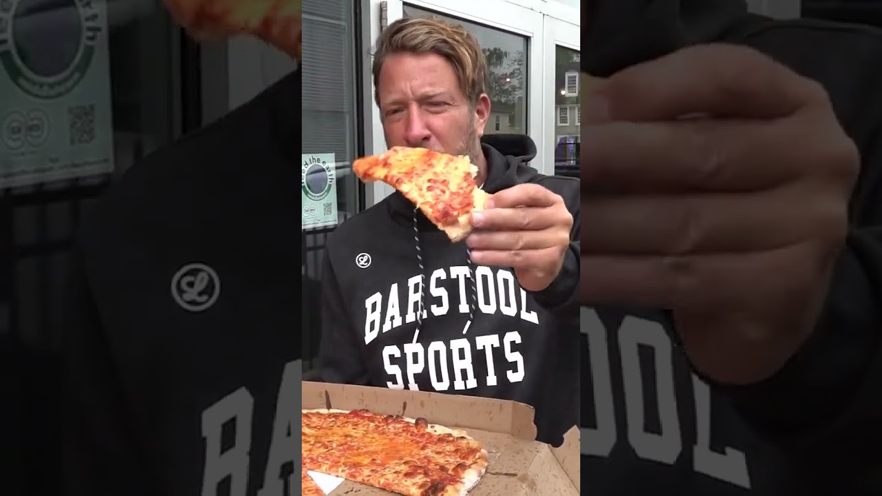 Dave Portnoy Does A Double Review Of Pizza And House Made Sangria At Mondo