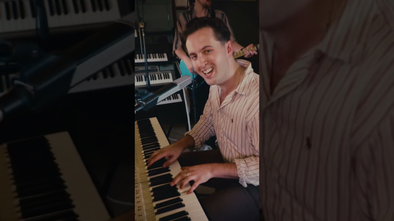 underdown - ‘On the Town’ (Full Live Session)