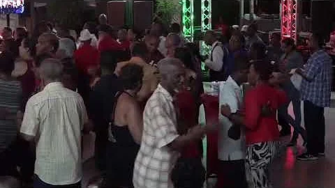 Los Alumnos De San Juan - LaVida Es Buena!!!!! (By...