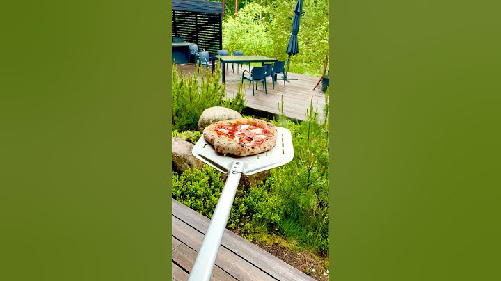 Making pizza at midnight in Finland 🇫🇮