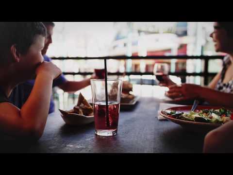 KELSEYS Original Roadhouse Restaurant, Clifton Hill, Niagara Falls, ON.