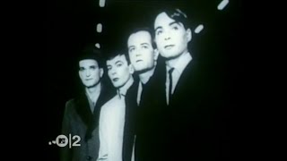 Kraftwerk's Trans-Europa Express Promo Video (EMI, 1977)