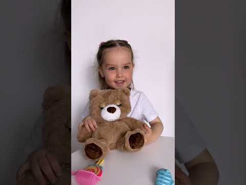 Інтерактивна іграшка Ведмедик Брауні 5952 Limo Toy, видео 1