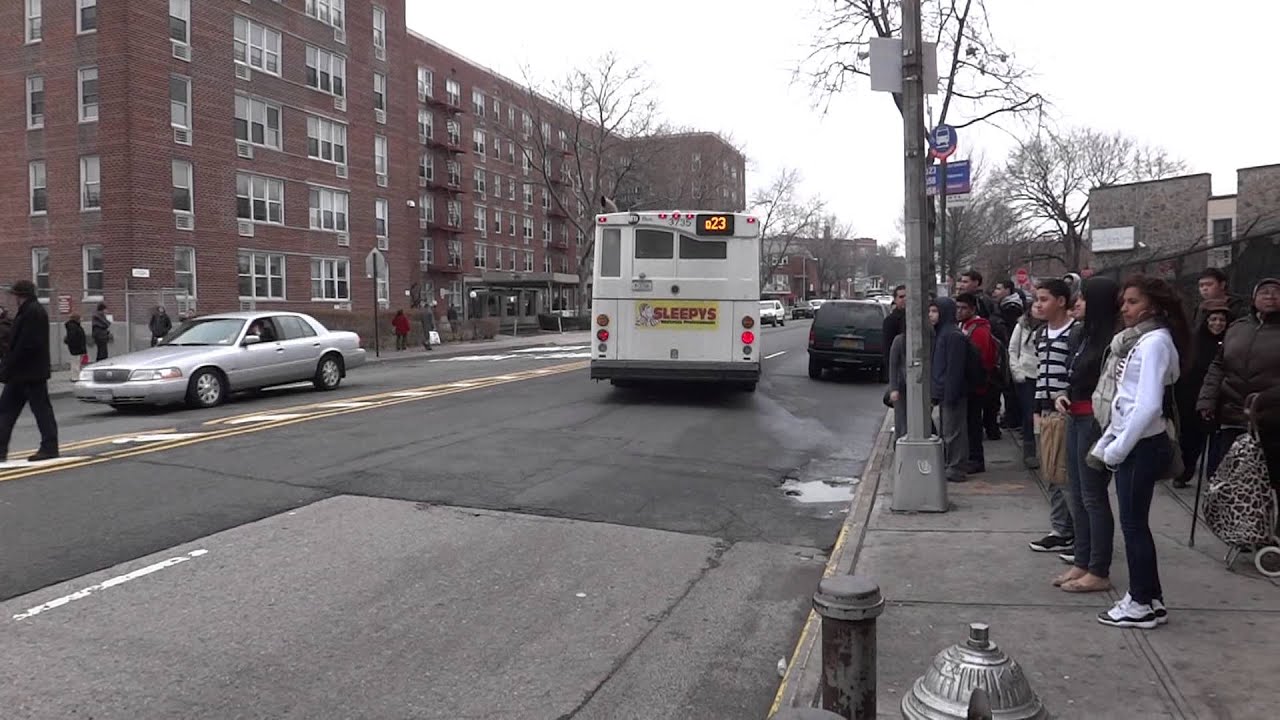 MTA Bus : Orion VII HEV #3735 on the Q23 at 108th Street & Horace