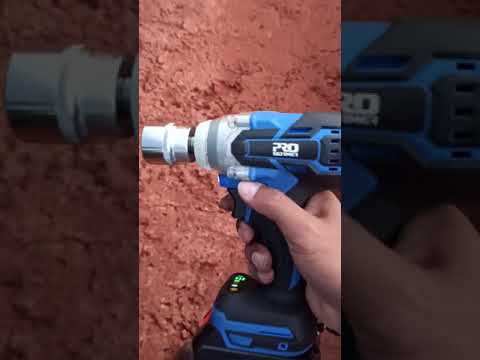 Vídeo: Você pode remover porcas de roda com uma chave de impacto?