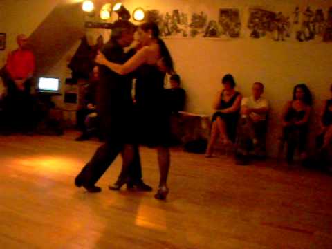 Tango091128