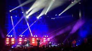 Papa Roach - Face Everything And Rise (live) @ O2 Apollo Manchester 11/10/17