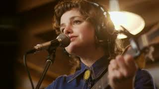 Cat Clyde - Dark Back (Official Live Video)