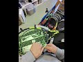 How to knot a tennis racket string. Racquets de tenis como hace un nudo. #tennis #tenis #테니스