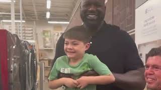 Shaq went to Home Depot and bought this family a washer and dryer - #nba