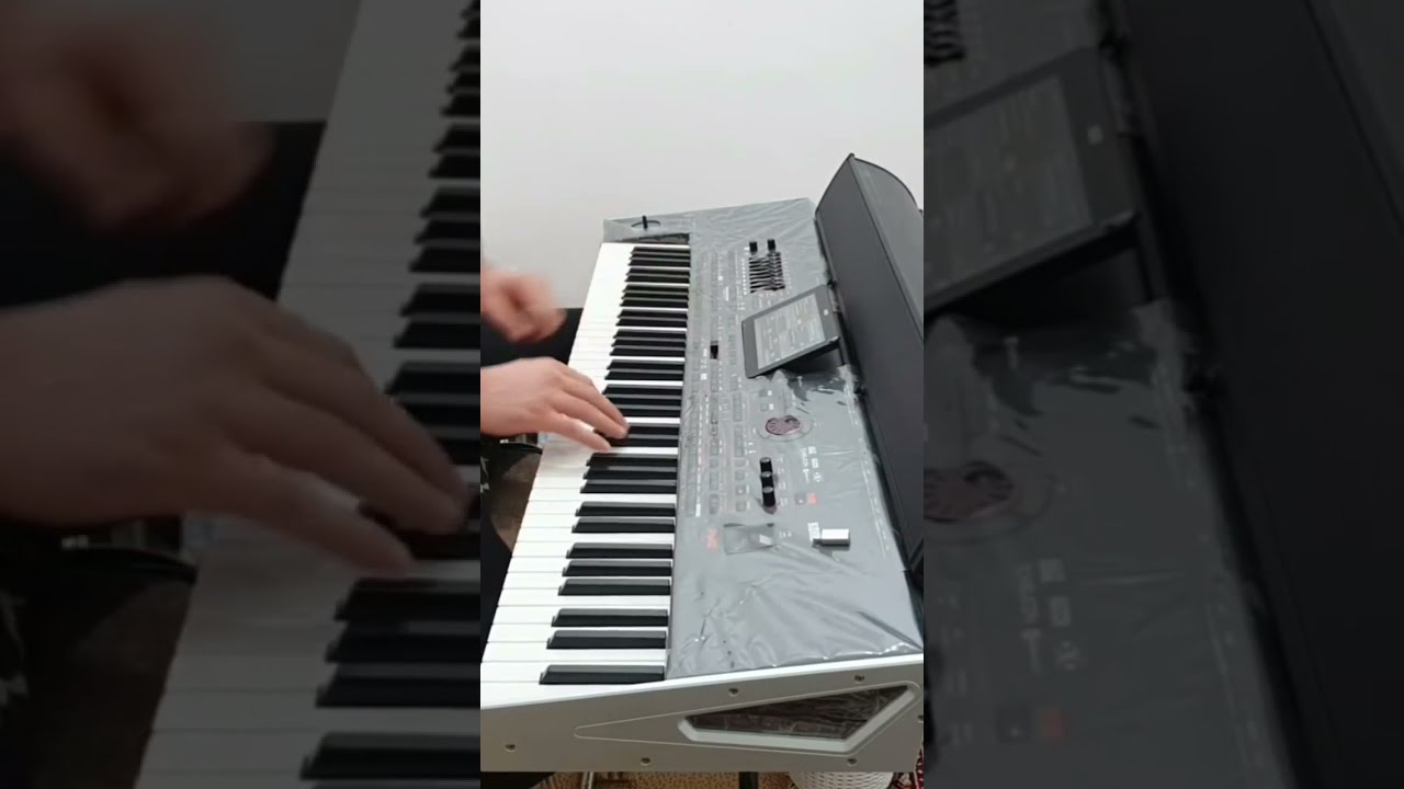 نوازندگی سه قطعه ی به یادماندنی از بانوی آواز ایران هایده