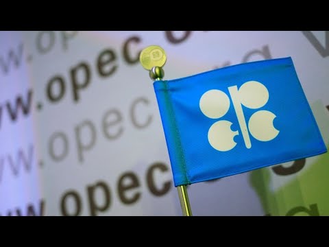 OPEC+ Deal Sees Saudi Cut, Russia Boost on Output