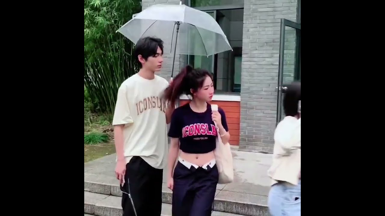 1 368 Short Shorts Viral Trend