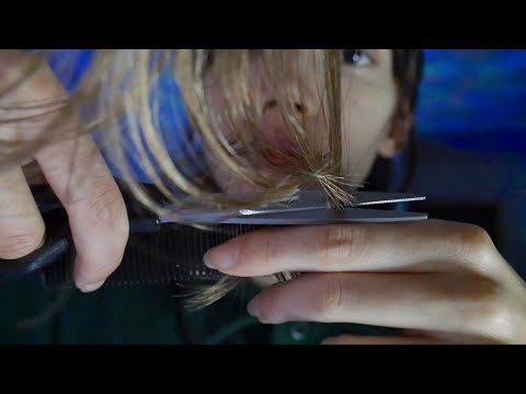 ASMR | Tu hésites trop alors je te coupe la frange
