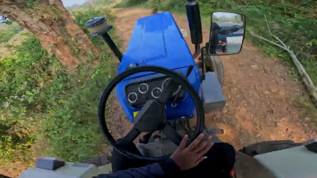 Socha Phone gaya.. Lekin Bhagwan ne bacha liya | Swaraj Tractor
