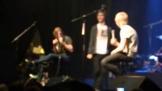 R5 Soundcheck clip