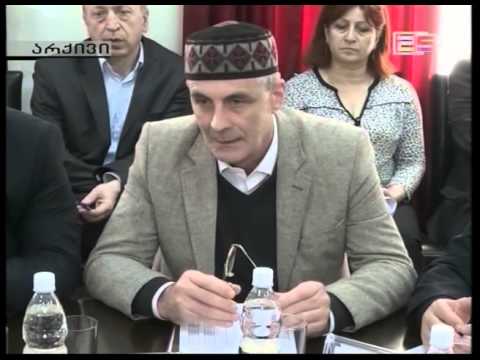 ოპოზიციაში მყოფი დეპუტატები მერაბ აბაშიძეს ფრაქციის დატოვებისკენ მოუწოდებენ