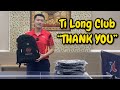 Ti Long thanks Mr. Dat, director of Thanh Cong driving school, for sponsoring