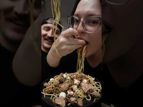 elf pasta ASMR 😂 #asmreating #funnyasmr #asmr