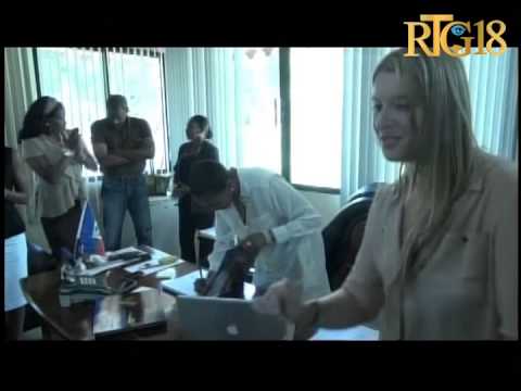 MAGALIE RACINE Ministre des sports - YouTube