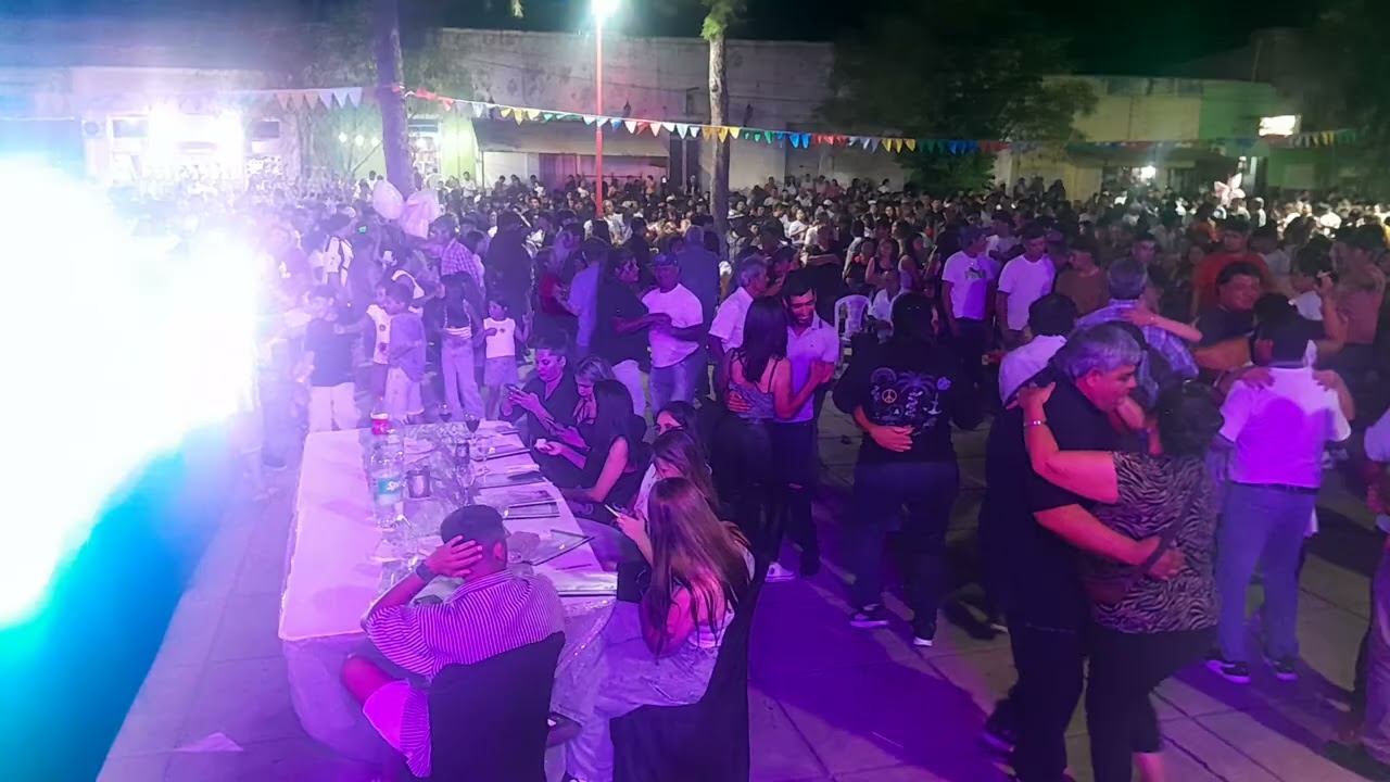 Los LENCY y sus Tropicales