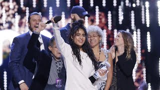 Jessie Reyez Wins Breakthrough Artist of the Year | Live at The 2018 JUNO Awards chords