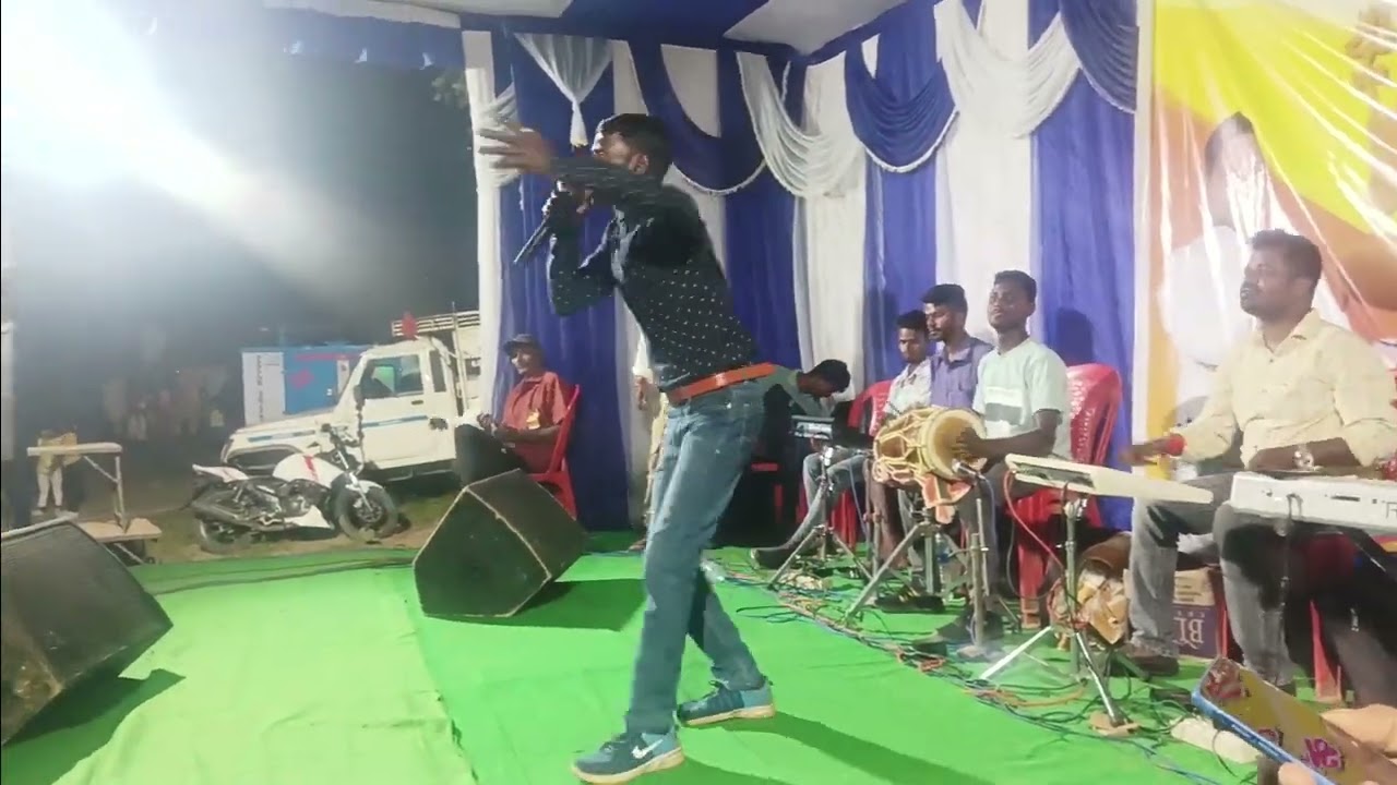New stage program Dumar Gadi Latraatu  Singer Sanjay Oraon shook the entire Karra Khunti 
