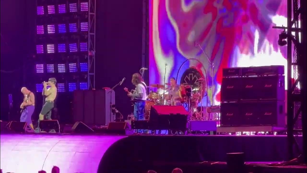 Red Hot Chili Peppers Syracuse Dome 4/14/23 Reach Out (Live