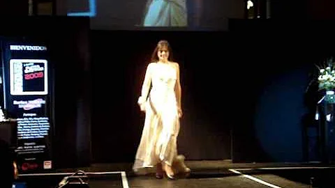JOYCE ARMSTRONG Desfile Hotel CONRAD 2009