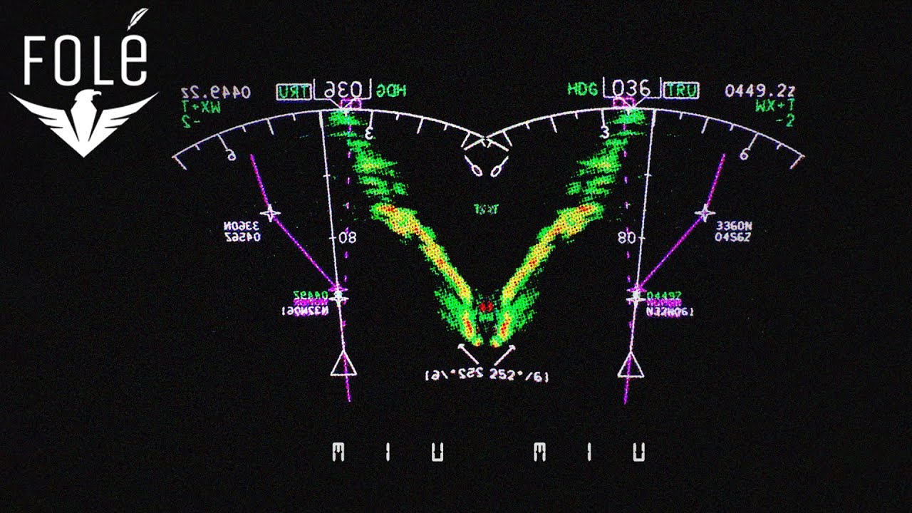 在 YouTube 上观看 BUTA x SINGI - Miu Miu 在 YouTube 上观看 BUTA x SINGI - Miu Miu