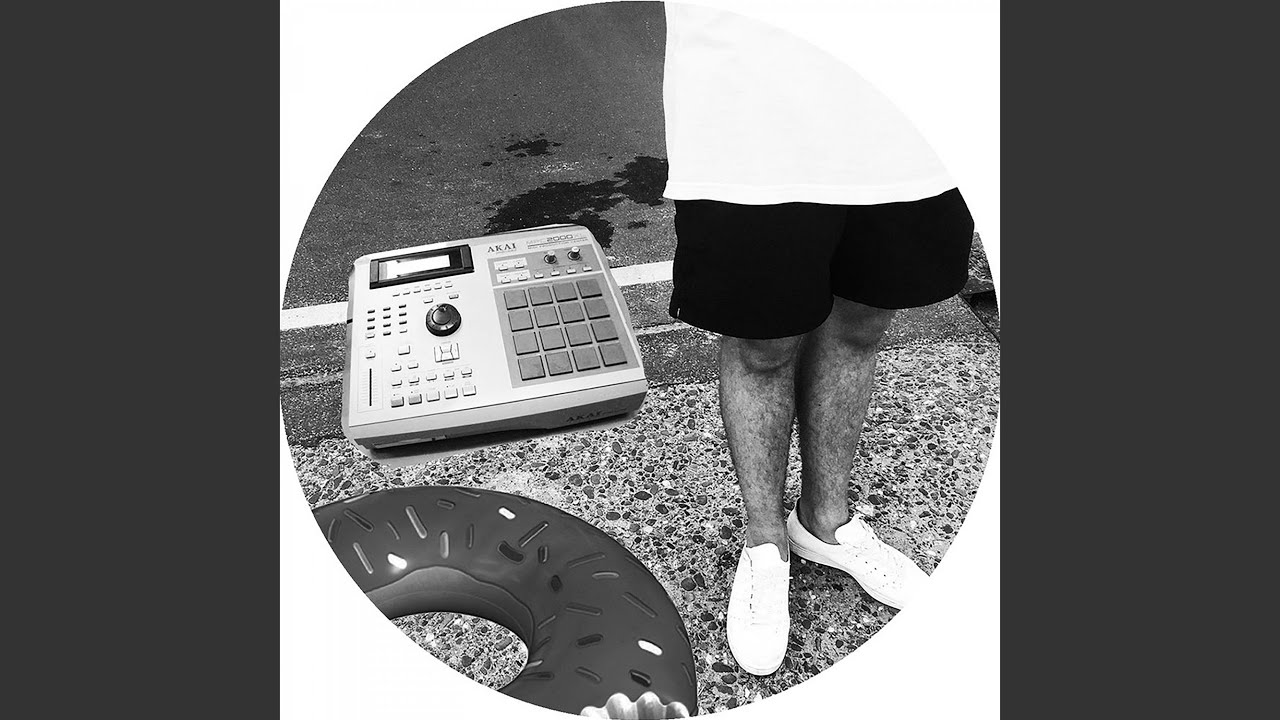 Guarda Fkn Strings su YouTube Guarda Fkn Strings su YouTube