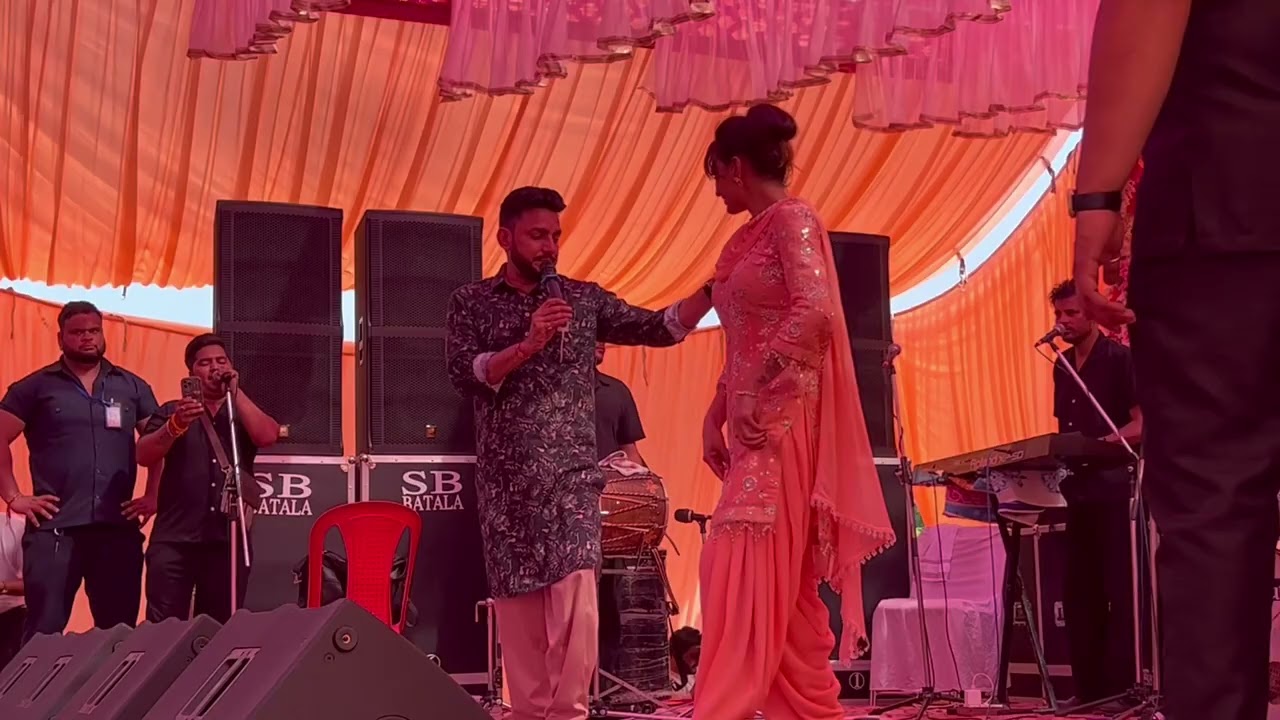 Deep Dhillon & jasmeen Jassi Live Performance by S.B Sound 🎼🎼🎹🎹🎤🎤🎵🎵🎶🎶🎶🎶🎶