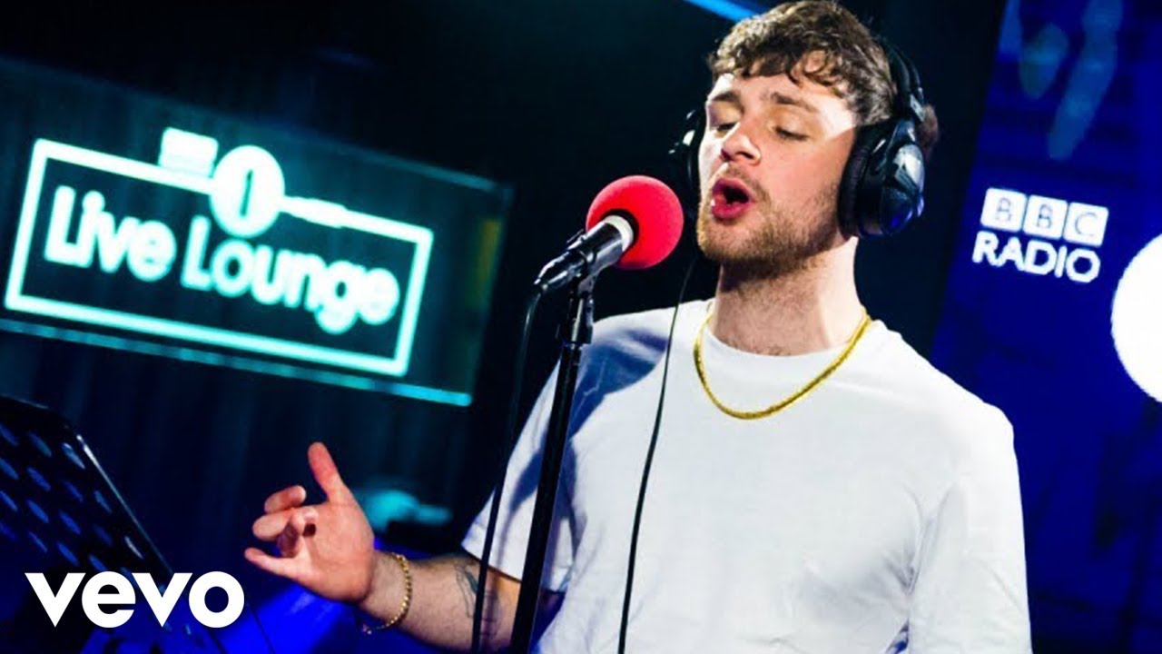 Tom Grennan - God Is A Woman (Ariana Grande) in the Live Lounge