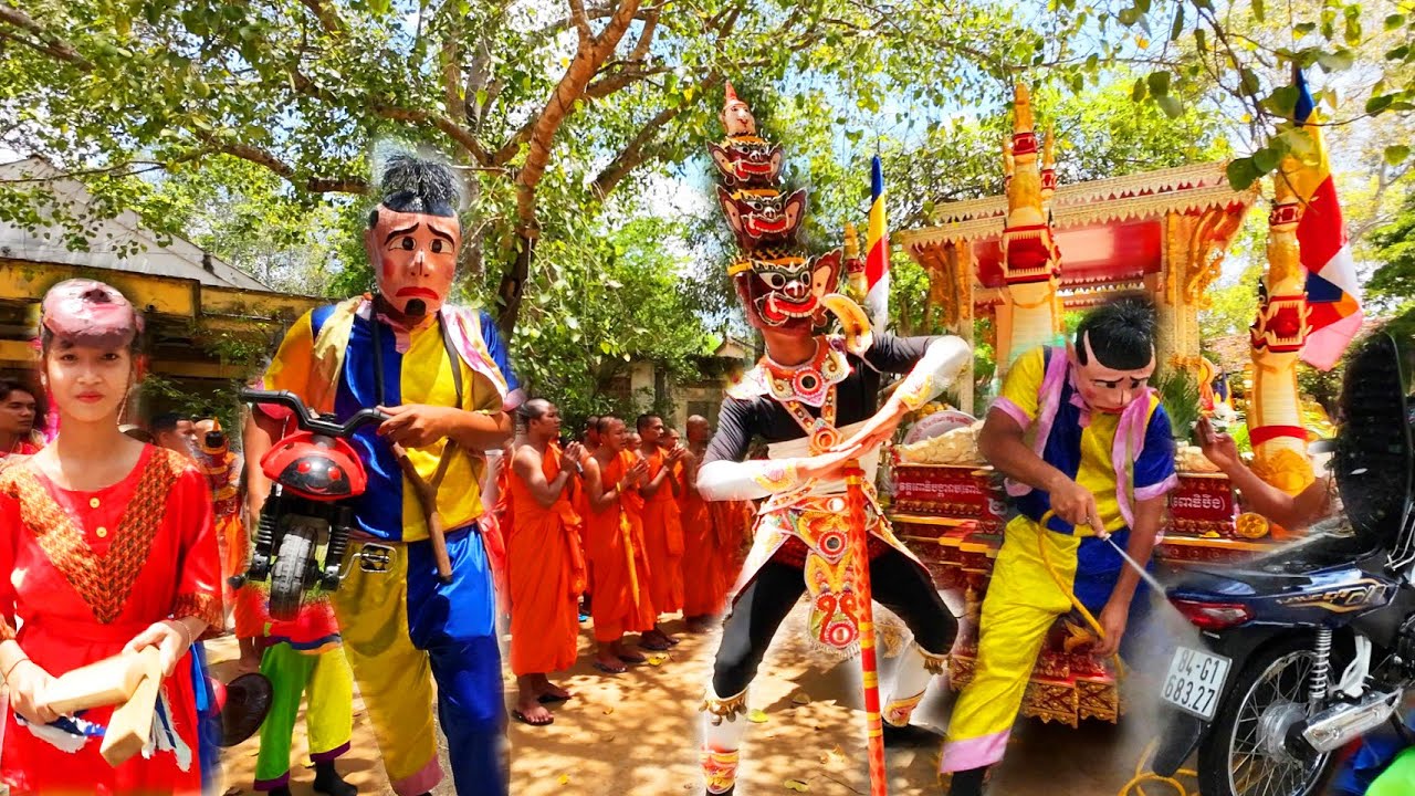 Chùa Tháp Khmer Wat CheDey Trà Cú diễu hành lễ Phật Đản quá vui!