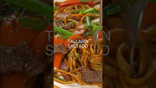 ¡Tallarín saltado! Aprende la técnica para hacerlo casa.