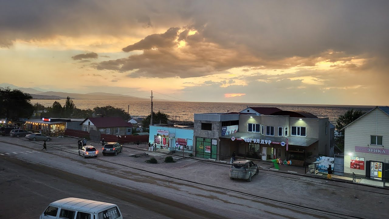 Иссык-Куль 2025. Алматинцы семьёй на машине,лучшее место Каджи-Сай южный берег. 