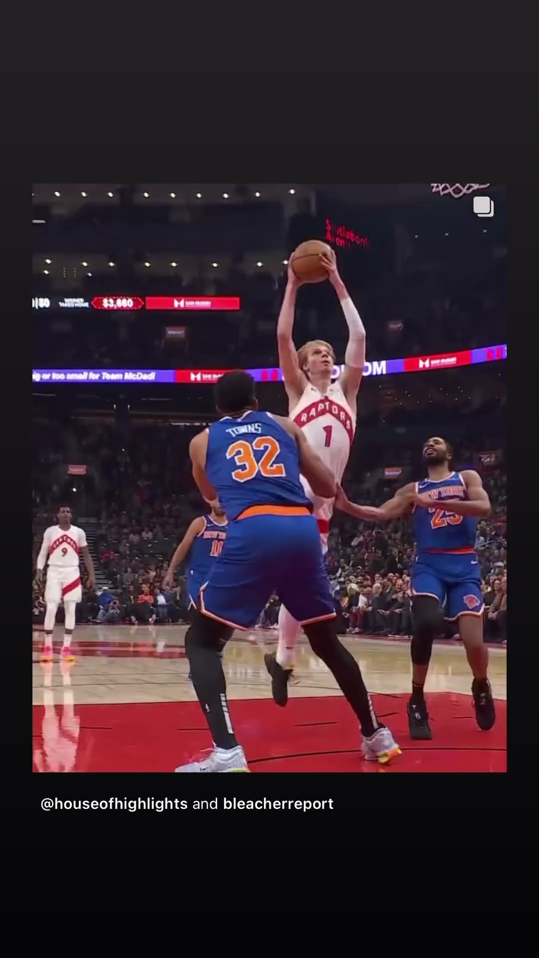 He crashed into the camera man #hoodnews #raptors #GradeyDick #nba #omg #how #wow