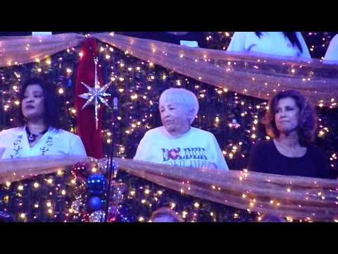 The Singing Christmas Trees.MOV