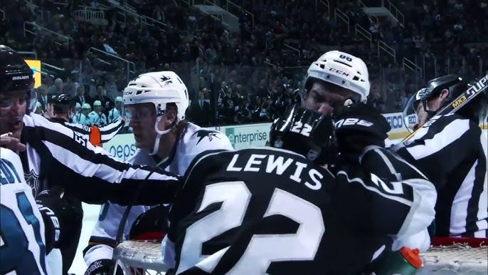 Report: This is the Flyers Winter Classic Jersey - Crossing Broad