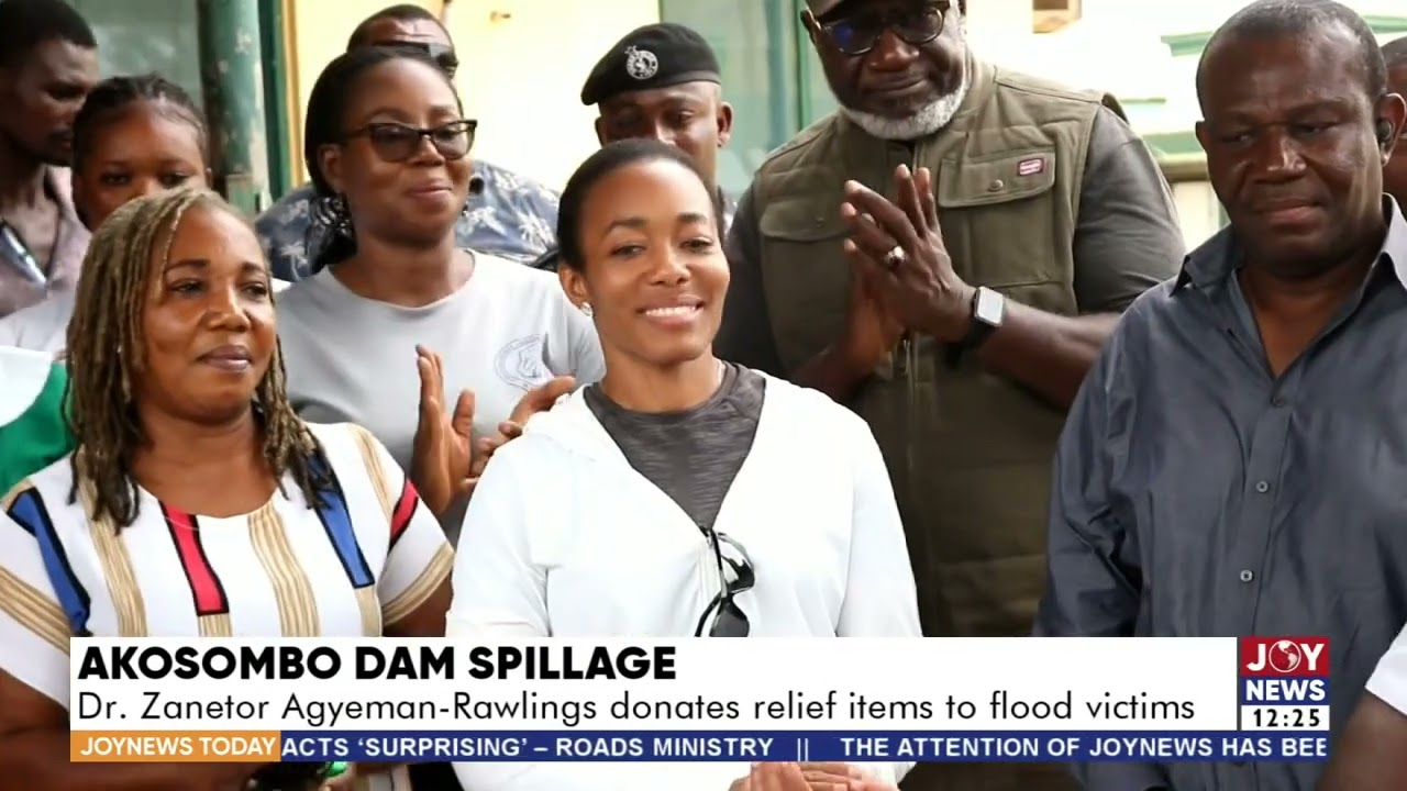Akosombo Dam spillage: Dr. Zanetor Agyeman-Rawlings donates relief items to flood victims