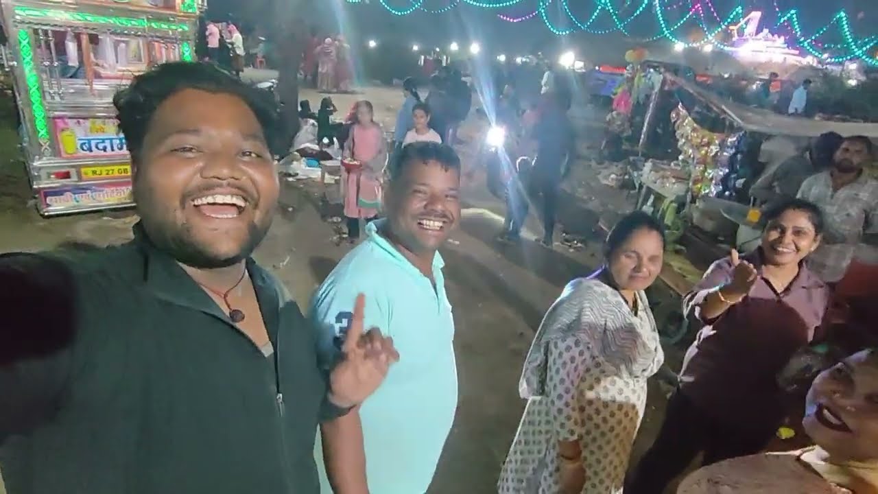 Mela Enjoy with our friend😂😜@BaklolBhaiyavlogs 