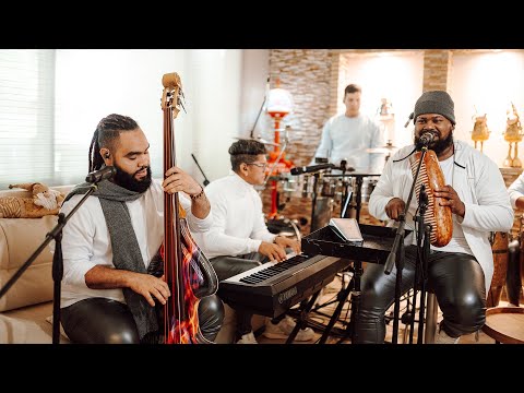 Las 4 Fiestas - Charanga Joven (Especial Navideño)